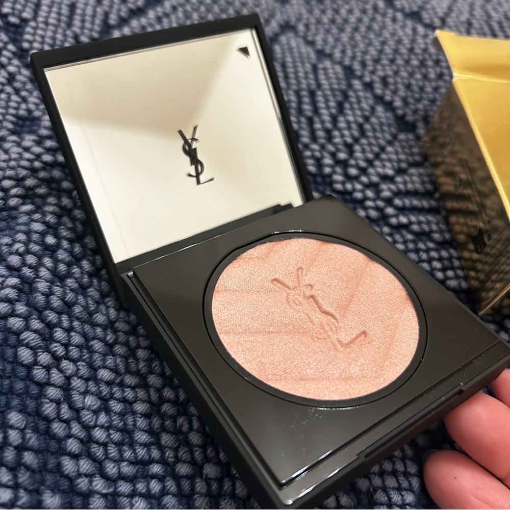 New YSL Hyper Luminize Powder Highlighter 03 Rosy Sand Pink - Picture 3 of 3